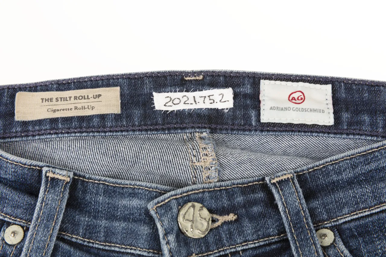 Symbolbild: Ausgewaschene Jeans
