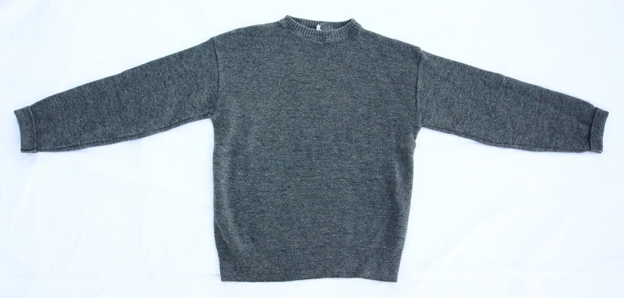 Symbolbild: Wollpullover im Workwear-Stil